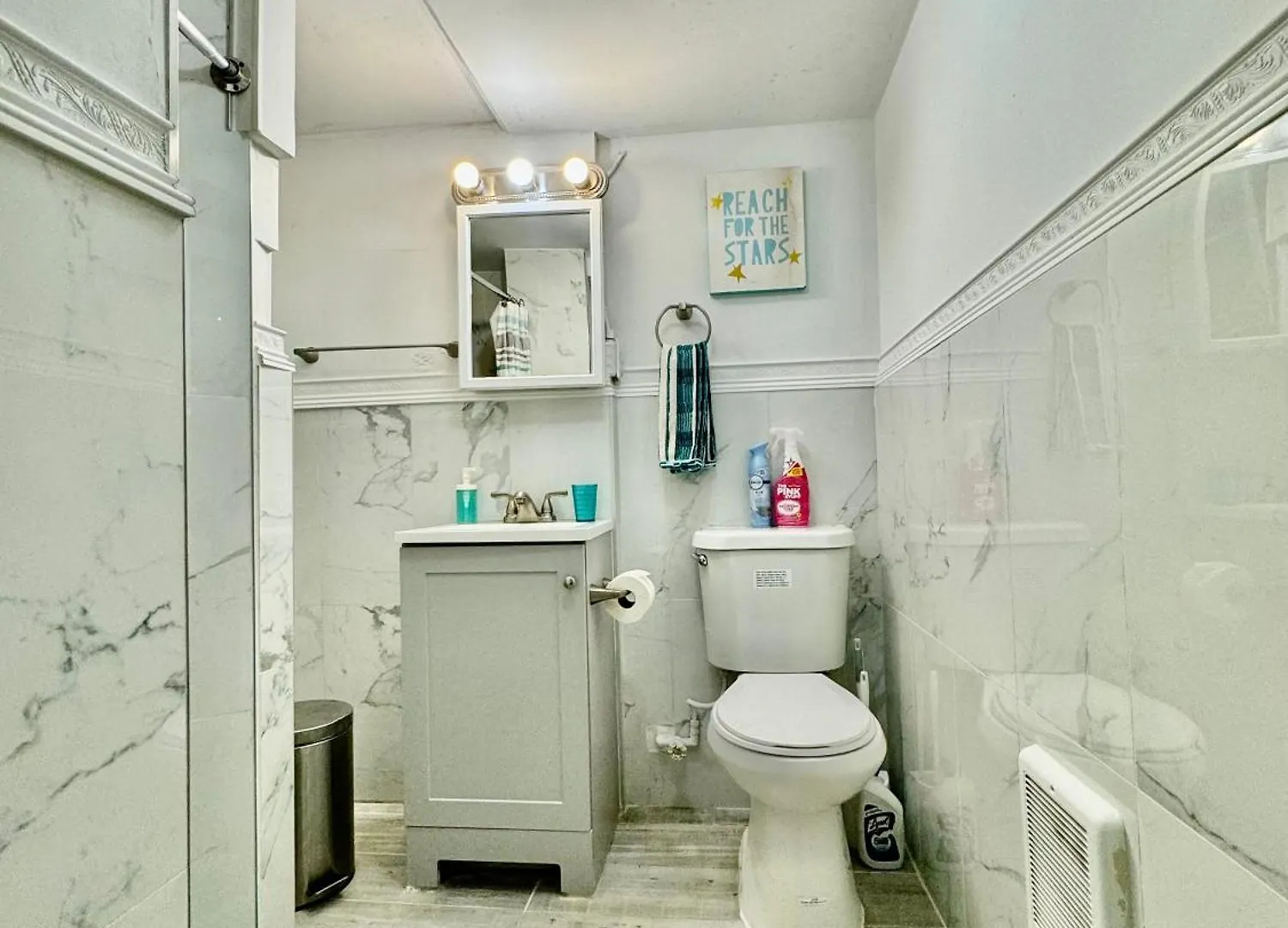 Cozy Private Room With Shared Bathroom On The 1St Floor - Conveniently Located Near Seatac Airport And Downtown Seattle