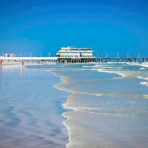 https://daytona-beach-inn-resort.thedaytonabeachhotels.com