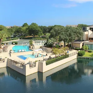 https://island-club-3303.top-hotels-in-savannah.com